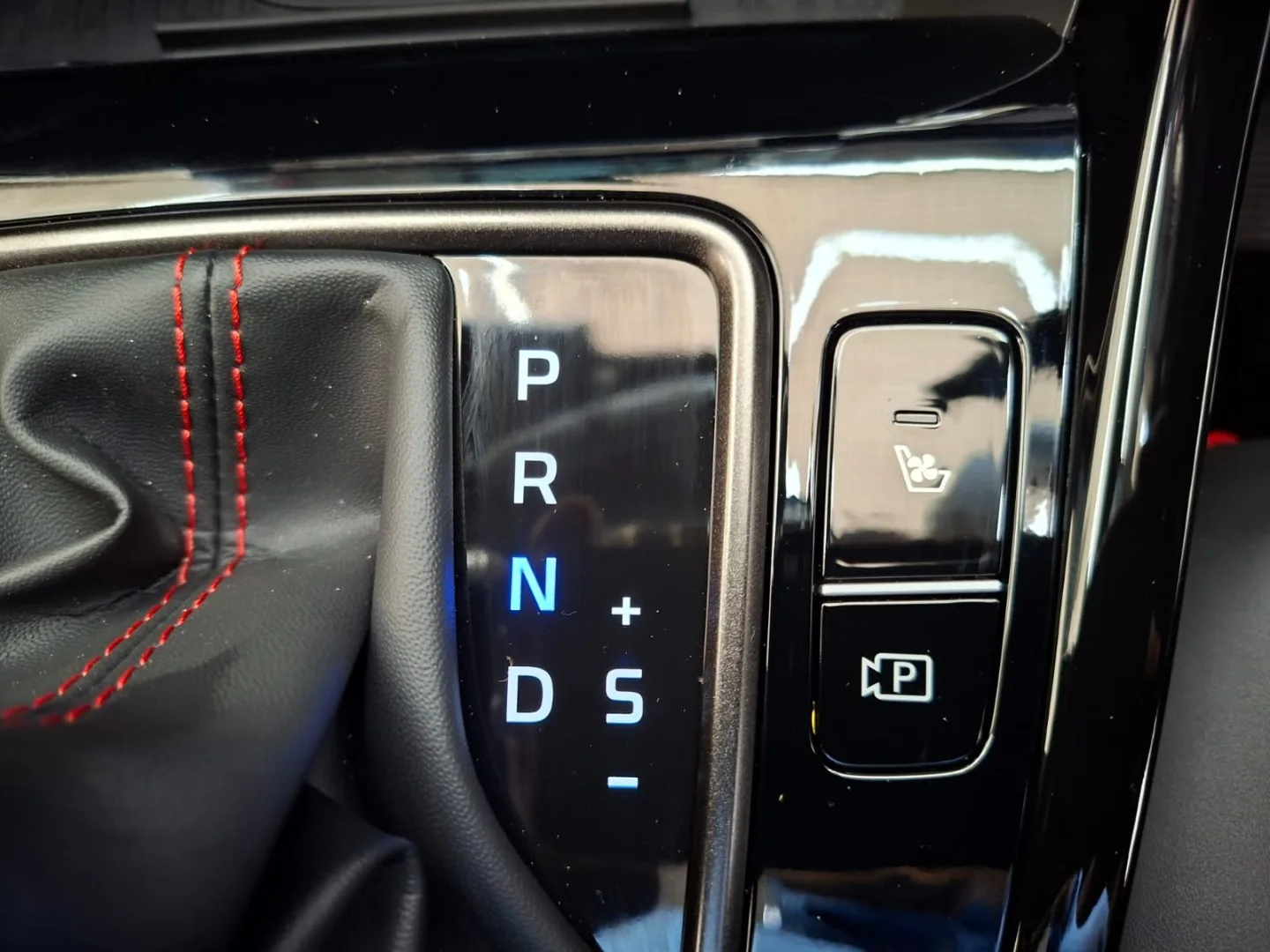 2026 Hyundai CRETA CRETA 1.5 TGDI NLINE DCT 2 TONE MY26 thumbnail 21