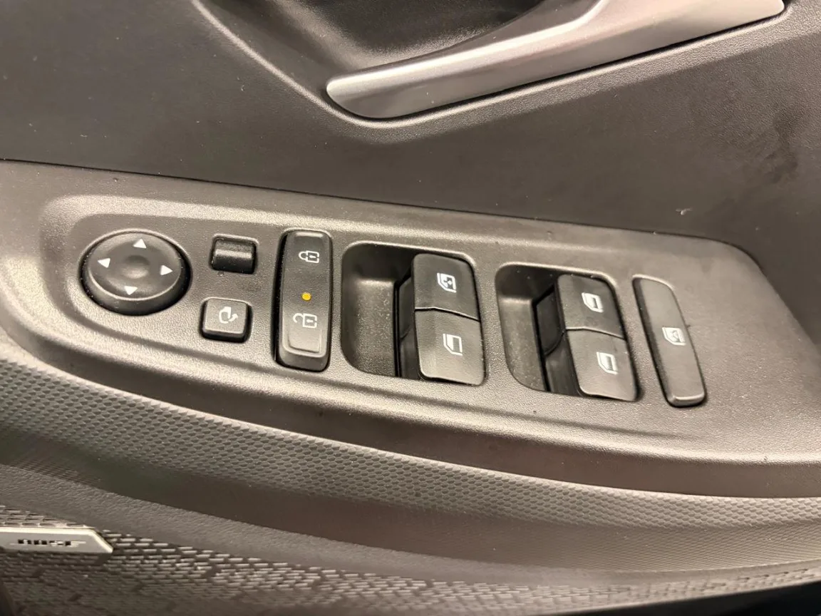 2026 Hyundai CRETA CRETA 1.5 TGDI NLINE DCT 2 TONE MY26 thumbnail 19