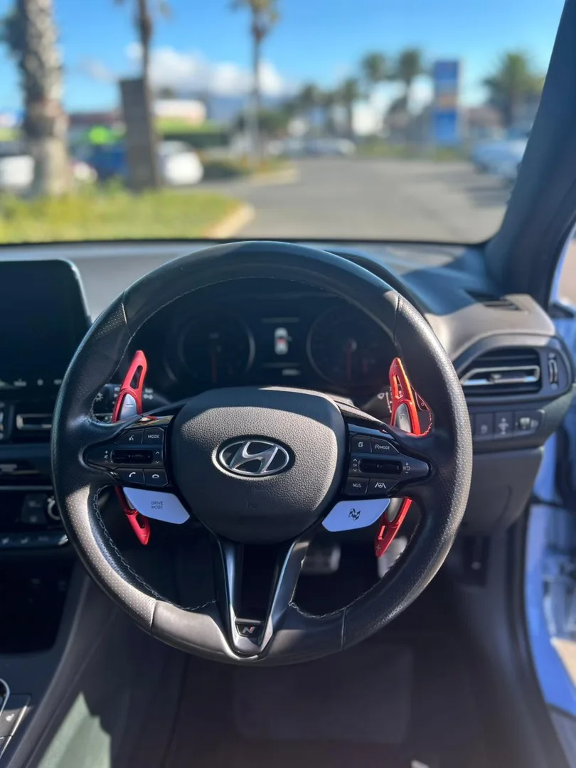 2023 undefined i10 / i20 / i30 i30 2.0 TGDI N DCT MY22 thumbnail 6