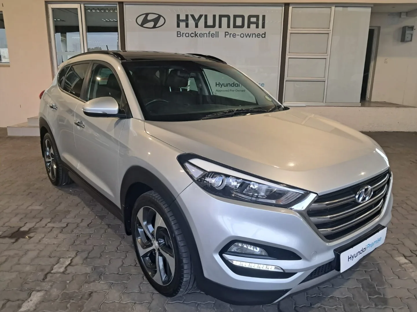 2016 Hyundai TUCSON Tucson 1.6 Tgdi Elite Dct Awd thumbnail 2