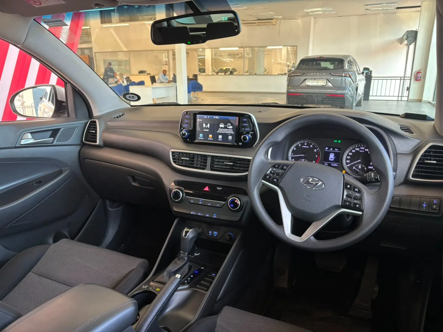2019 Hyundai TUCSON TUCSON 2.0 PREMIUM A/T thumbnail 10